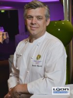 Laurent Bouvier, chef de la Brasserie Moss Poisson & Fruits de Mer à Lyon